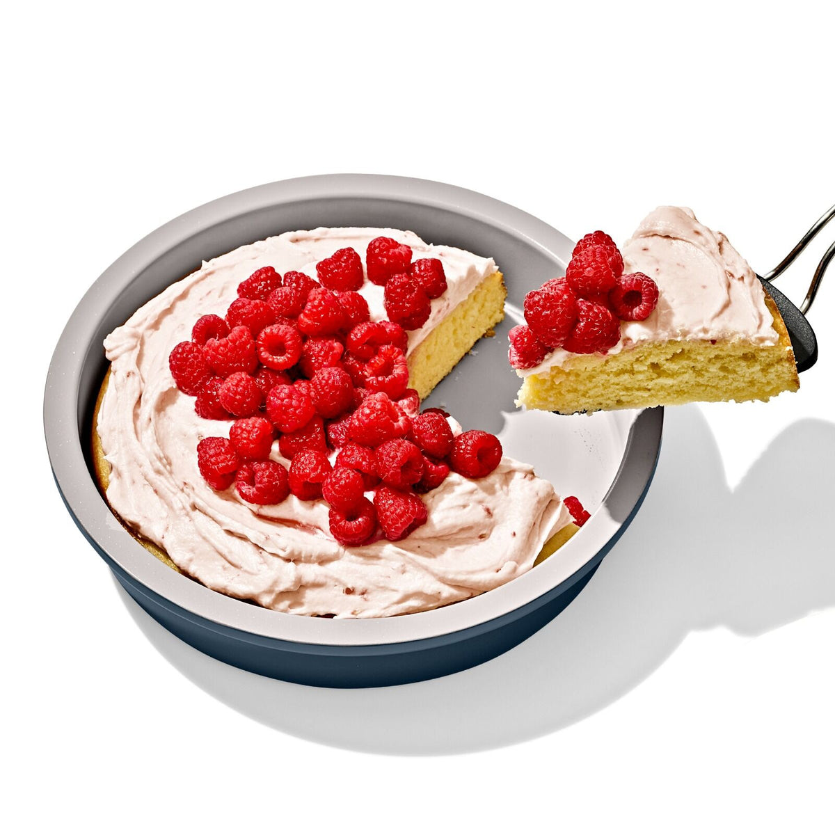 non-stick-pro-ceramic-coated-metal-bakeware-9-round-cake-pan-storm-blue-e4 oxo_11414100_9in-round-cake-pan-stormblue_apdp_03.jpg