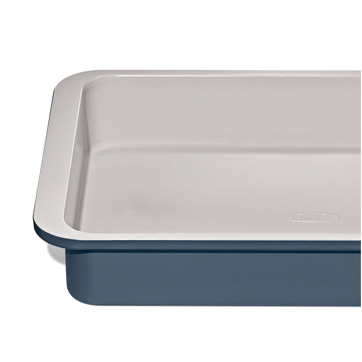 non-stick-pro-ceramic-coated-metal-bakeware-9-x-13-cake-pan-storm-blue-h5 oxo_9x13-cake-pan-stormblue_pdp_05.jpg