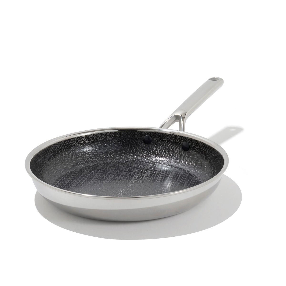 trident-hybrid-non-stick-stainless-steel-10-in-fry-pan-c2 oxo_cc010462-001_trident-10in-fry-pan_02.jpg