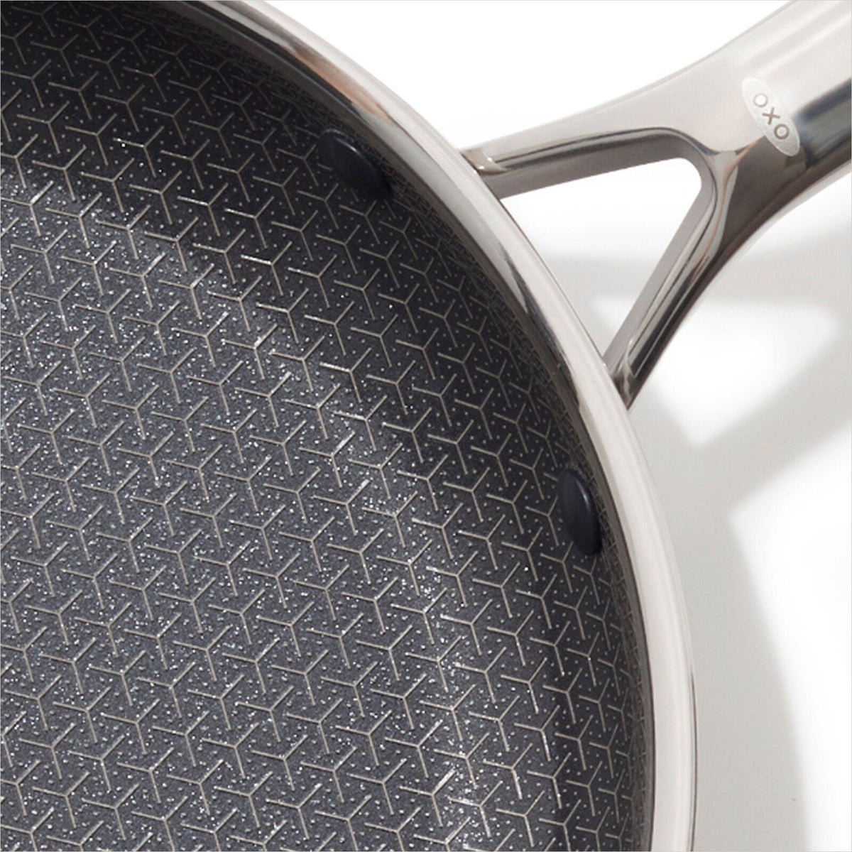 trident-hybrid-non-stick-stainless-steel-10-in-fry-pan-c2 oxo_cc010462-001_trident-10in-fry_ss_pdp_03.jpeg