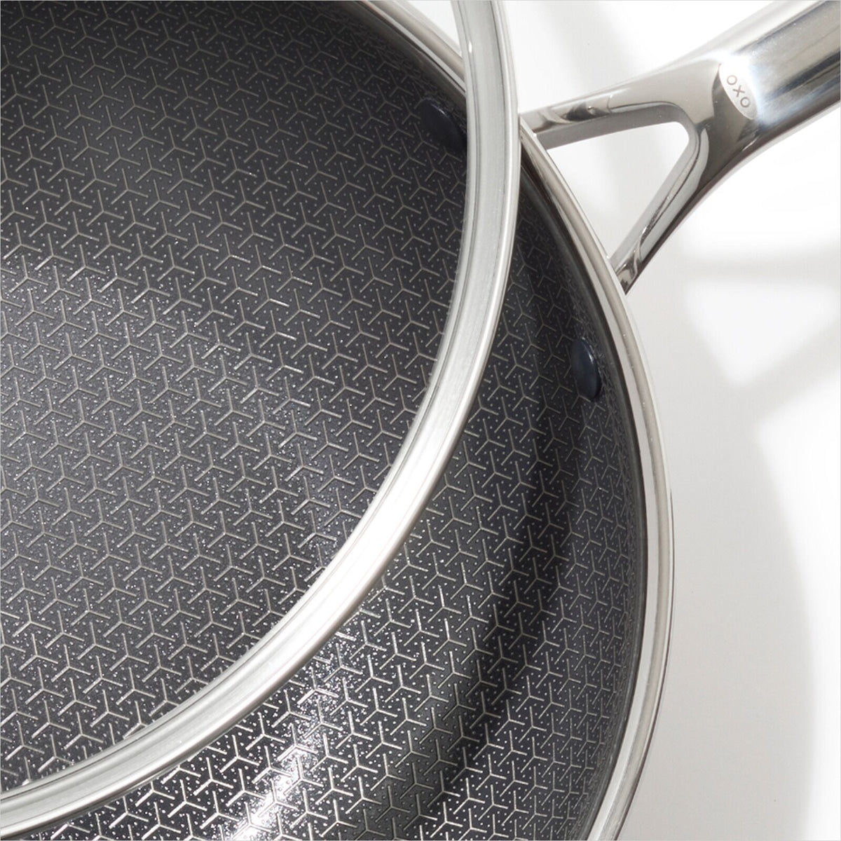 trident-hybrid-non-stick-stainless-steel-5-qt-wok-with-lid-j0 oxo_cc010464-001_trident-12in-wok_ss_pdp_03.jpeg