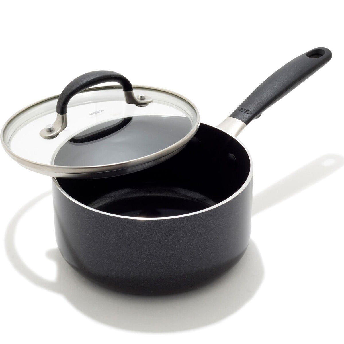 non-stick-pro-every-day-1-6-qt-saucepan-with-lid-z3 oxo_cc010467-001_nonstick-everyday-1p6qt-saucepan_pdp_01.jpg