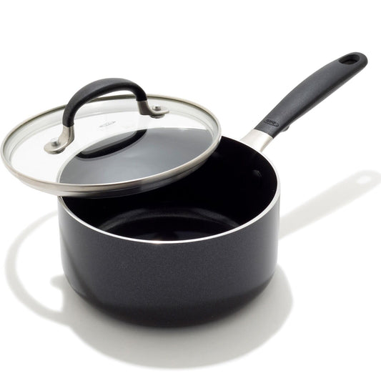 non-stick-pro-every-day-1-6-qt-saucepan-with-lid-z3 oxo_cc010467-001_nonstick-everyday-1p6qt-saucepan_pdp_01.jpg