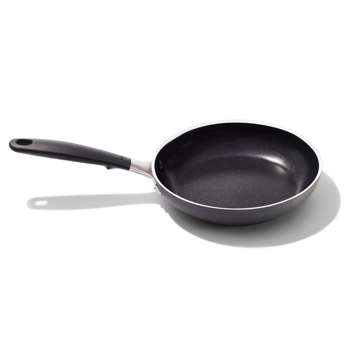 non-stick-pro-every-day-8-inch-frypan-k4 oxo_cc010468-001_nonstick-everyday-8in-fry-pan_pdp_01.jpg