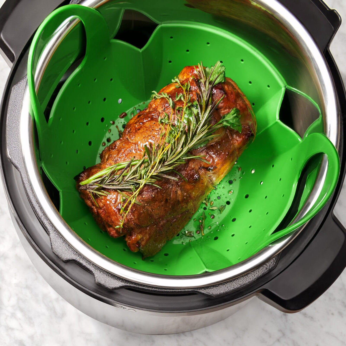 silicone-steamer-i4 oxo_food_silicone_steamer-1142380_011.jpg