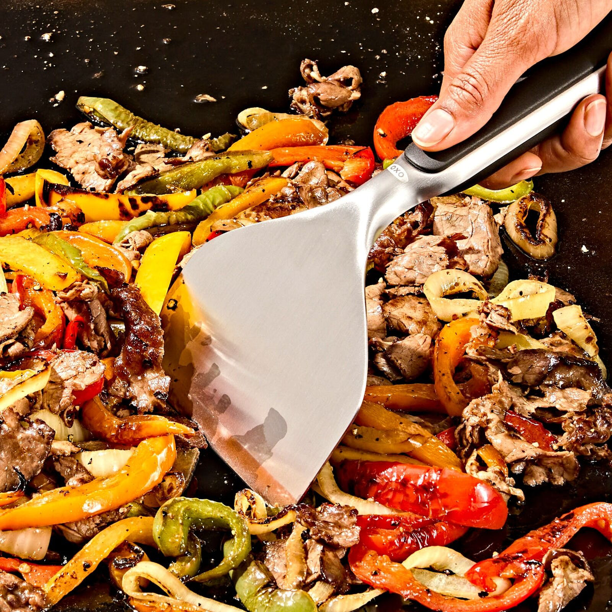 griddle-scraper-t2 oxo_griddle-scraper_pdp_02.jpeg
