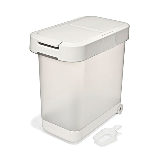 oxo-pet-airtight-food-container-with-scoop-large-g7 pet_7301500_airtight-food-container-large_apdp_00_main.jpeg