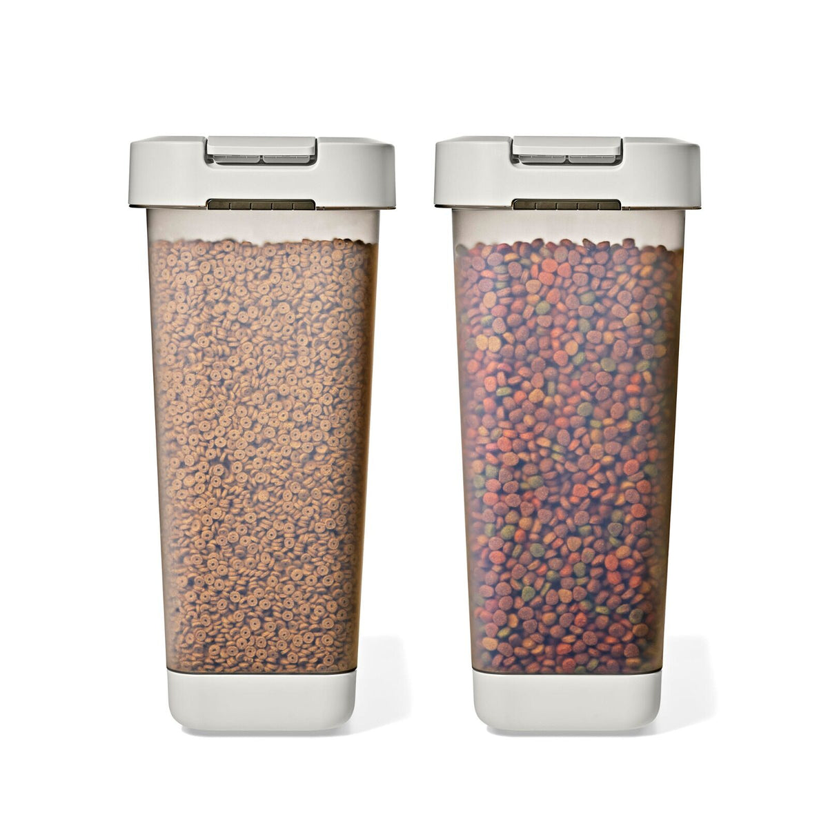 oxo-pet-airtight-food-container-with-scoop-extra-large-c8 pet_7301600_airtight-food-container-extra-large_pdp_06.jpeg