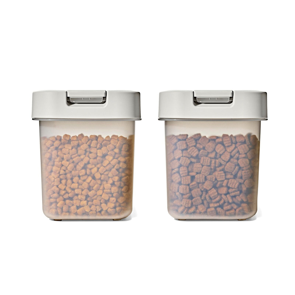 oxo-pet-airtight-food-container-with-scoop-small-c9 pet_7301700_airtight-food-container-small_pdp_06.jpg