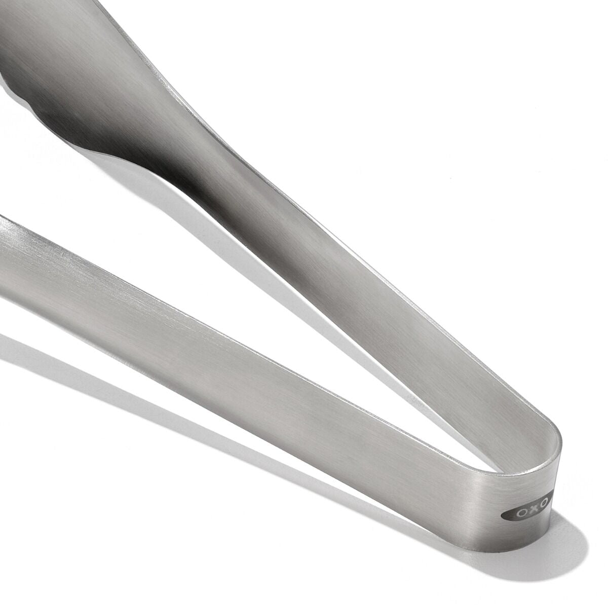oxo-steel-serving-tongs-q0 stl_3121300_8b.jpg