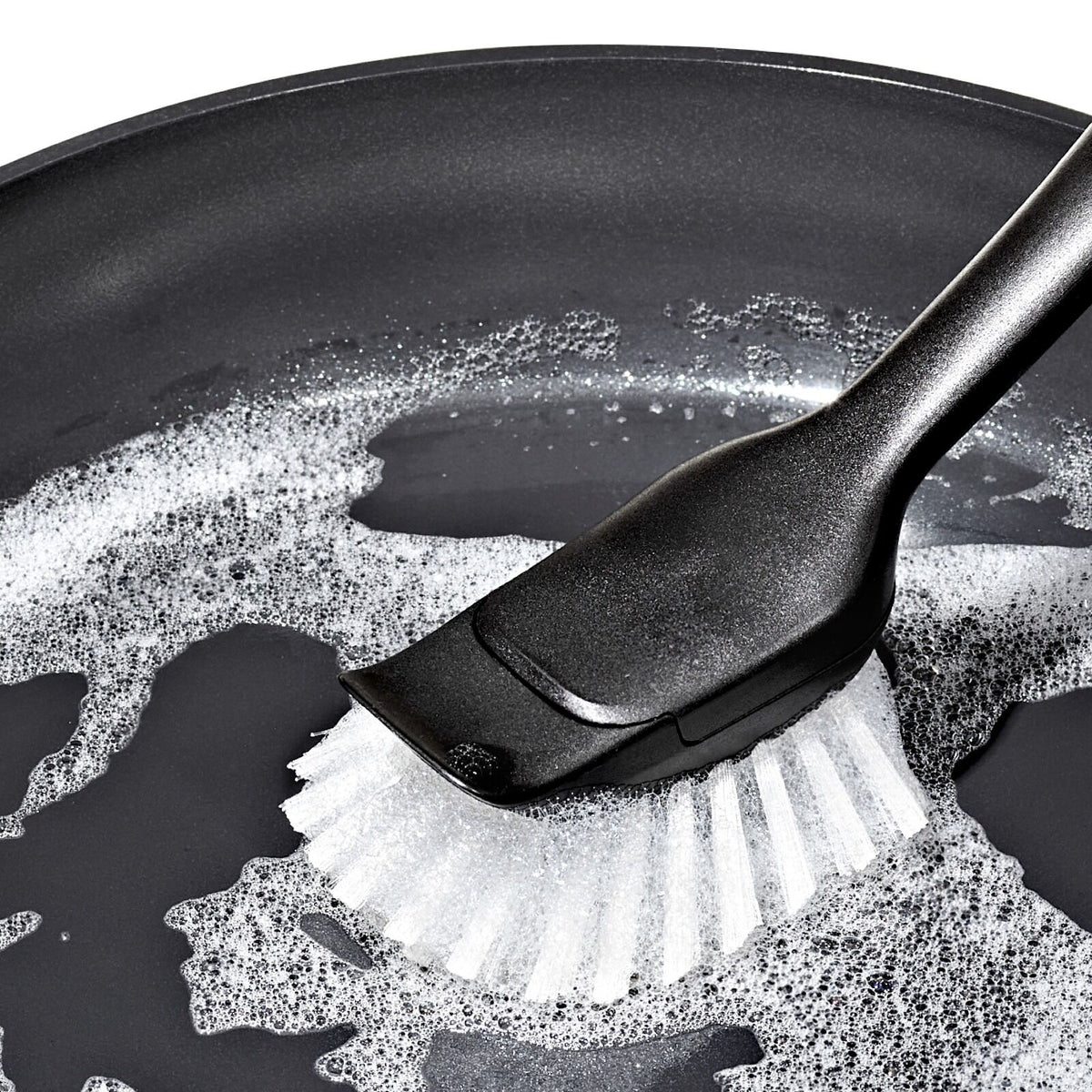 steel-dish-brush-with-replaceable-head-c0 stl_dishbrush_pdp_03.jpg