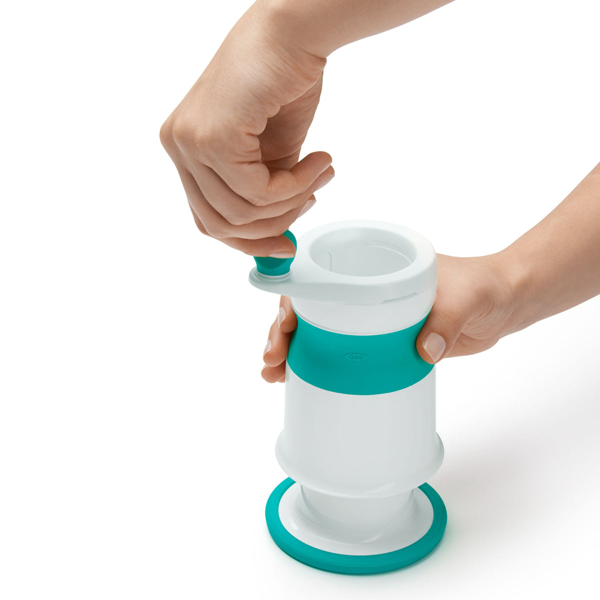 oxo-tot-mash-maker-baby-food-mill-e4 tot_61130800_4_1.jpg