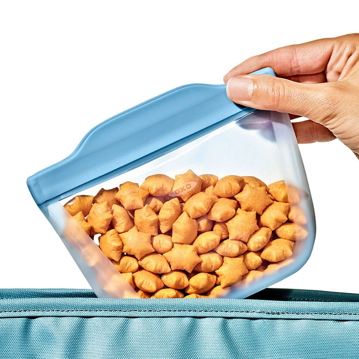 tot-silicone-reusable-bags-2-piece-mixed-snack-set-y7 tot_61166200_2pcbagcupsnackset-dusk_pdp_02.jpg