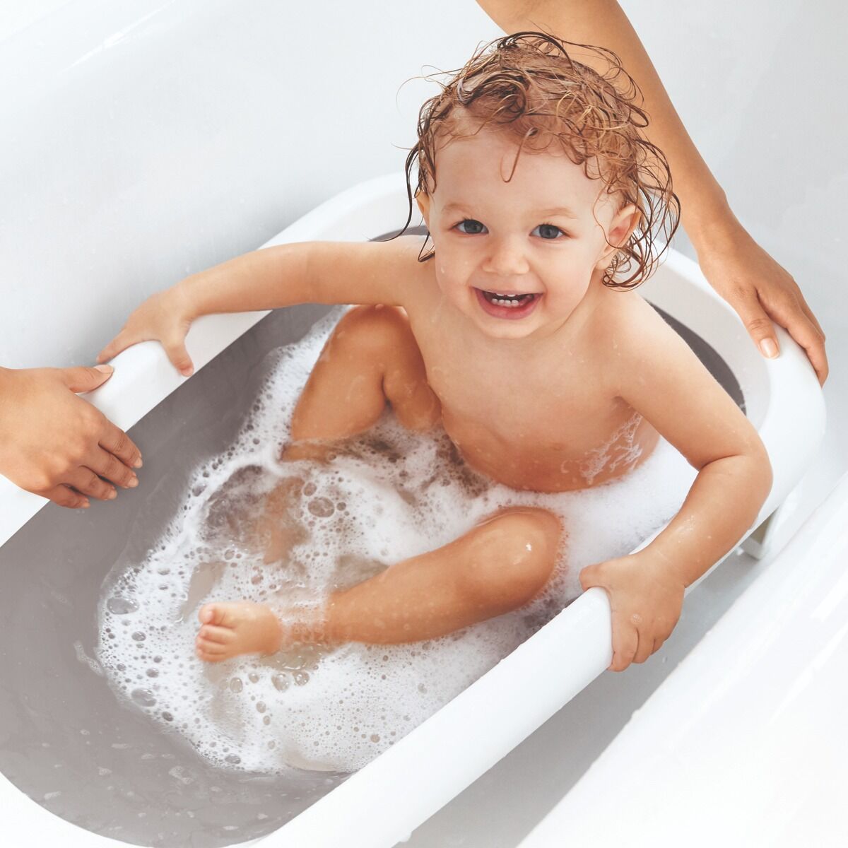 splash-and-store-bathtub-d2 tot_63142700_4e.jpg
