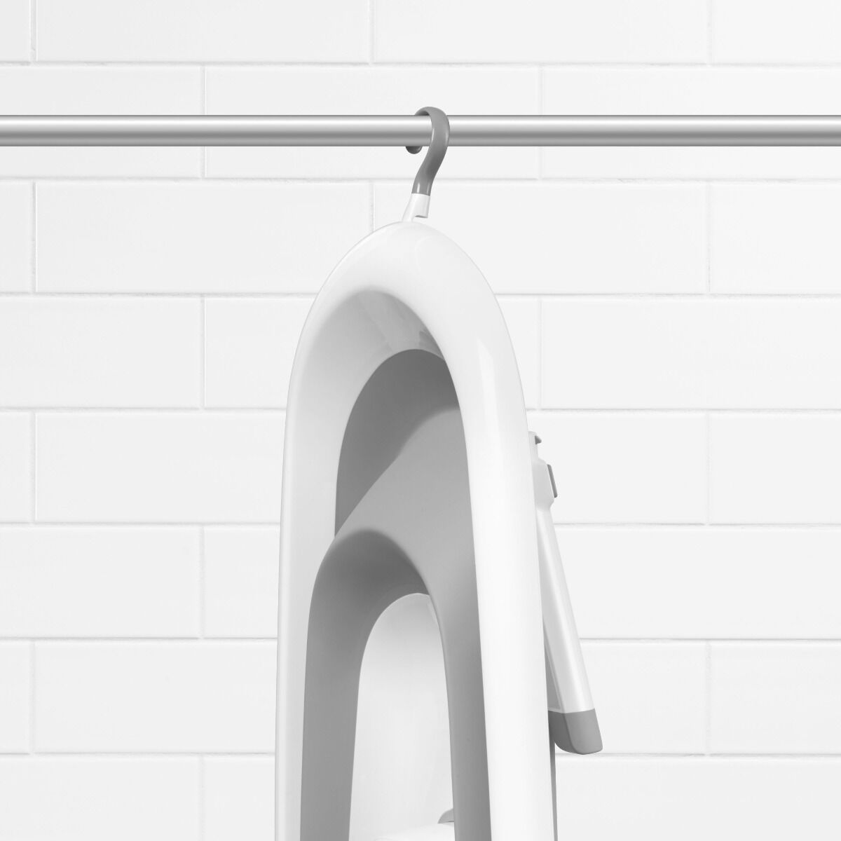 splash-and-store-bathtub-d2 tot_63142700_9.jpg