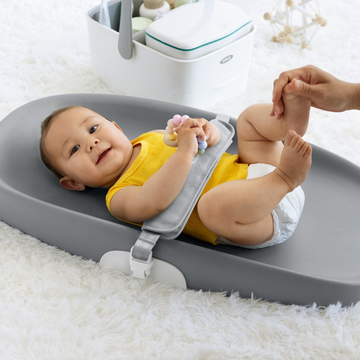 tot-changing-pad-gray-u5 tot_63154800_changingpad_pdp_03.jpg