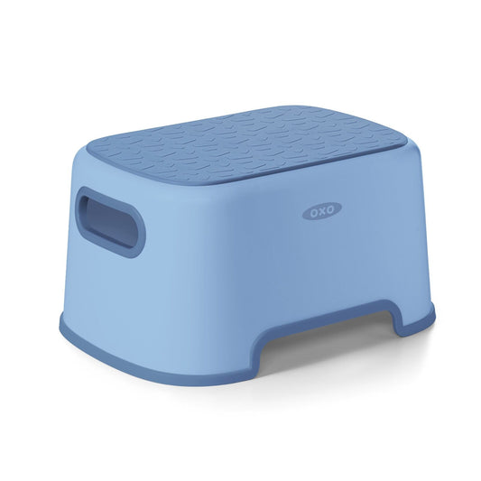 step-stool-dusk-w7 tot_63171600_step-stool-dusk_00_main.jpeg