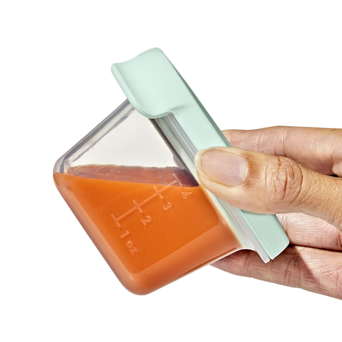 silicone-baby-blocks-food-storage-containers-4-oz-opal-b6 tot_silicone-baby-blocks-4oz_opal_pdp_01_1.jpeg