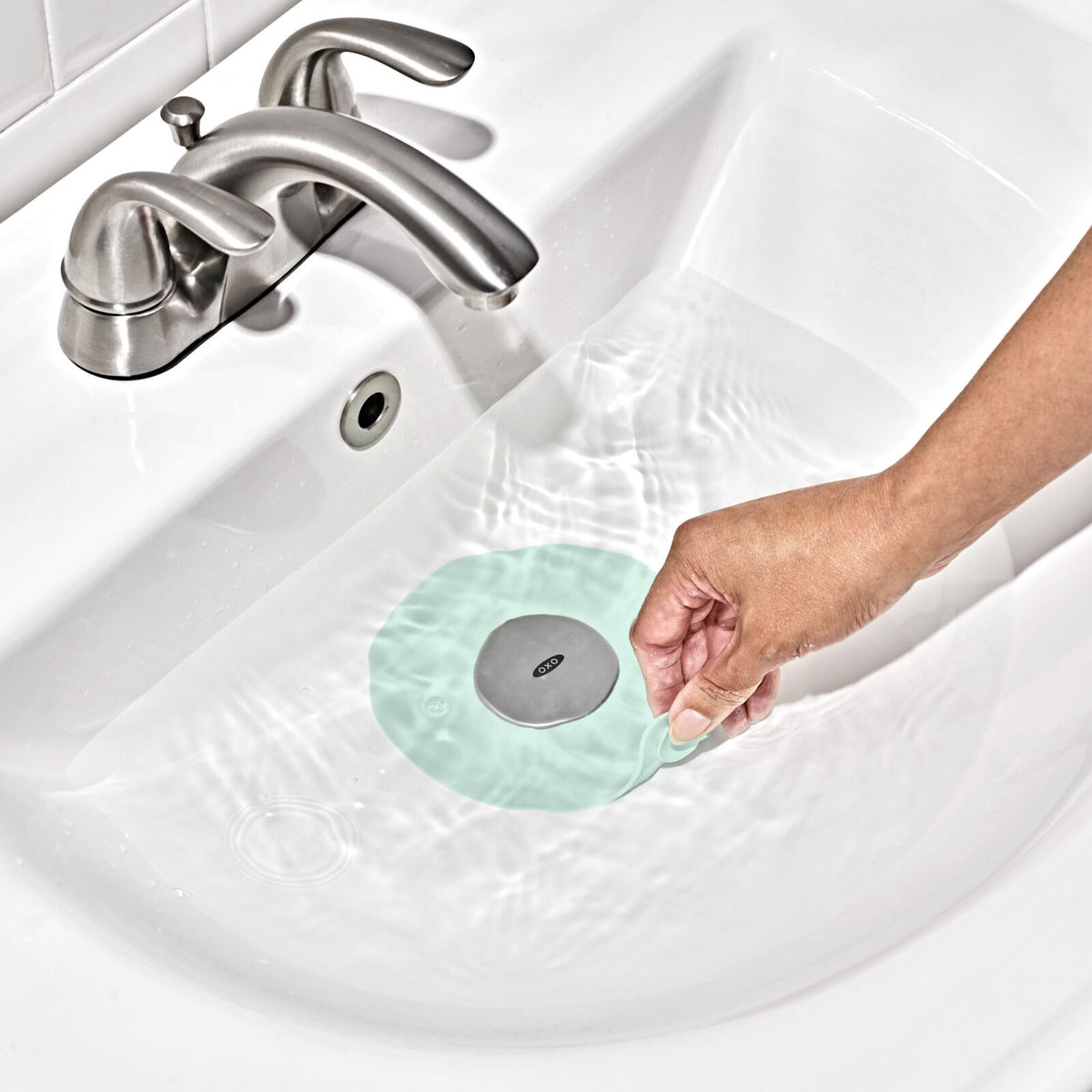 tub-stopper-opal-e3 tot_tub-stopper-opal_pdp_03_1.jpeg